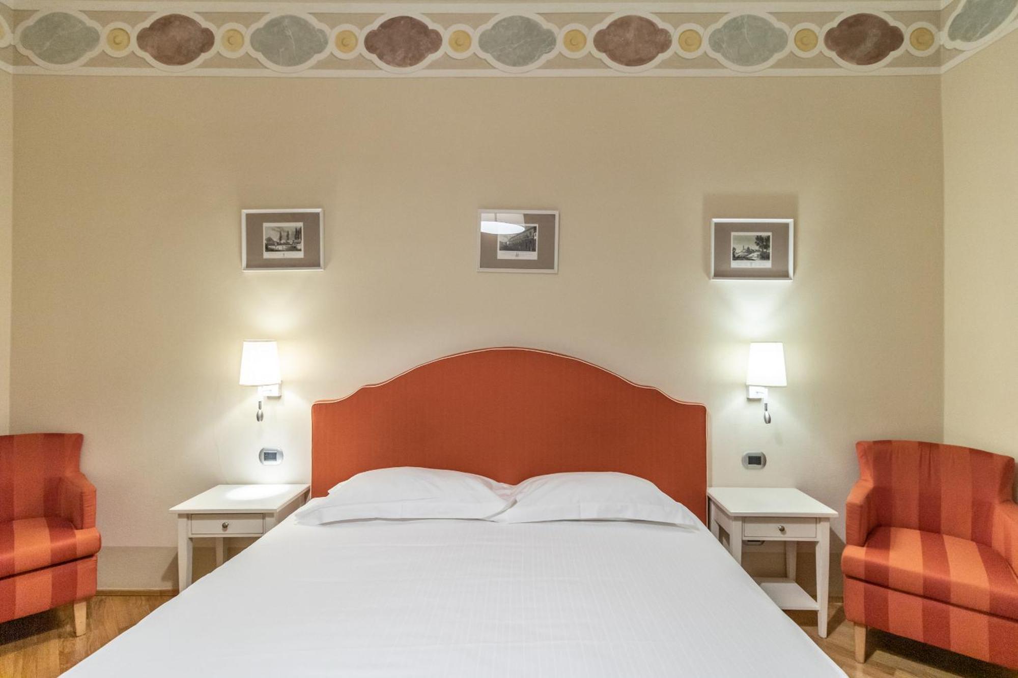 Casa Isolani Luxury Rooms Piazza Maggiore Bologna Exterior photo