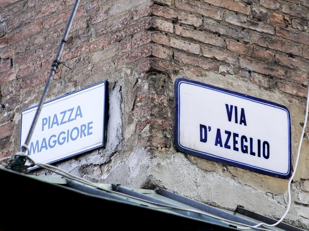 Casa Isolani Luxury Rooms Piazza Maggiore Bologna Exterior photo