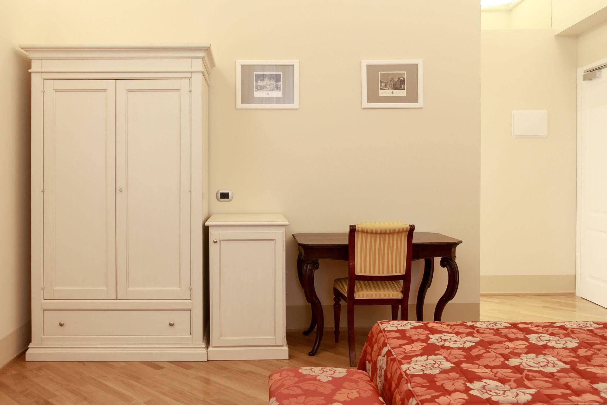 Casa Isolani Luxury Rooms Piazza Maggiore Bologna Exterior photo
