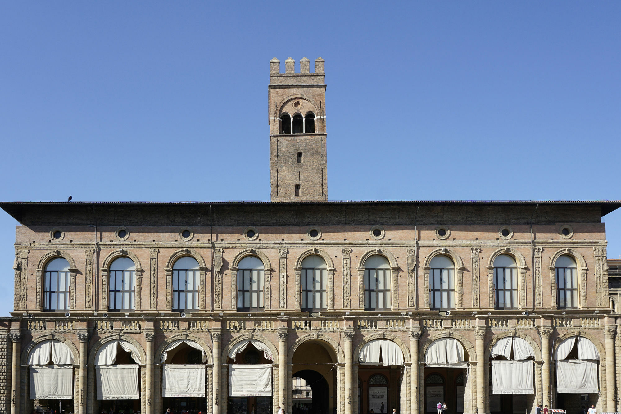 Casa Isolani Luxury Rooms Piazza Maggiore Bologna Exterior photo