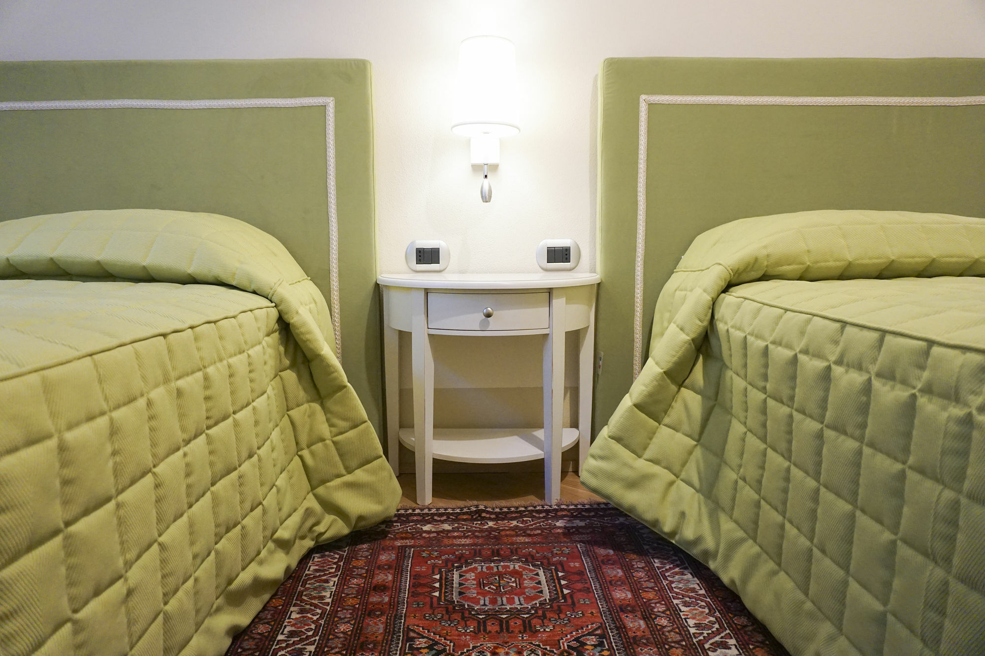 Casa Isolani Luxury Rooms Piazza Maggiore Bologna Exterior photo
