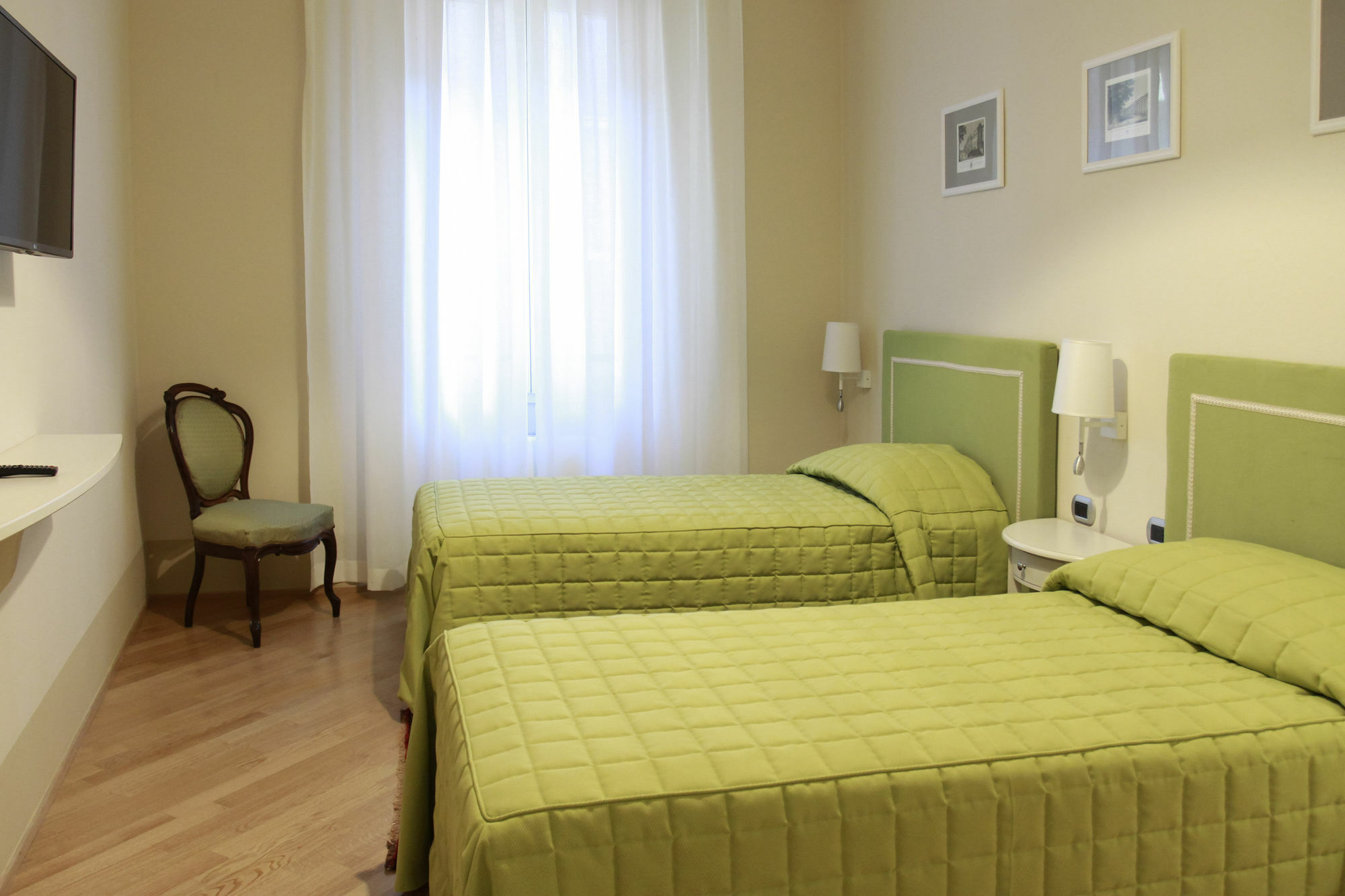 Casa Isolani Luxury Rooms Piazza Maggiore Bologna Exterior photo